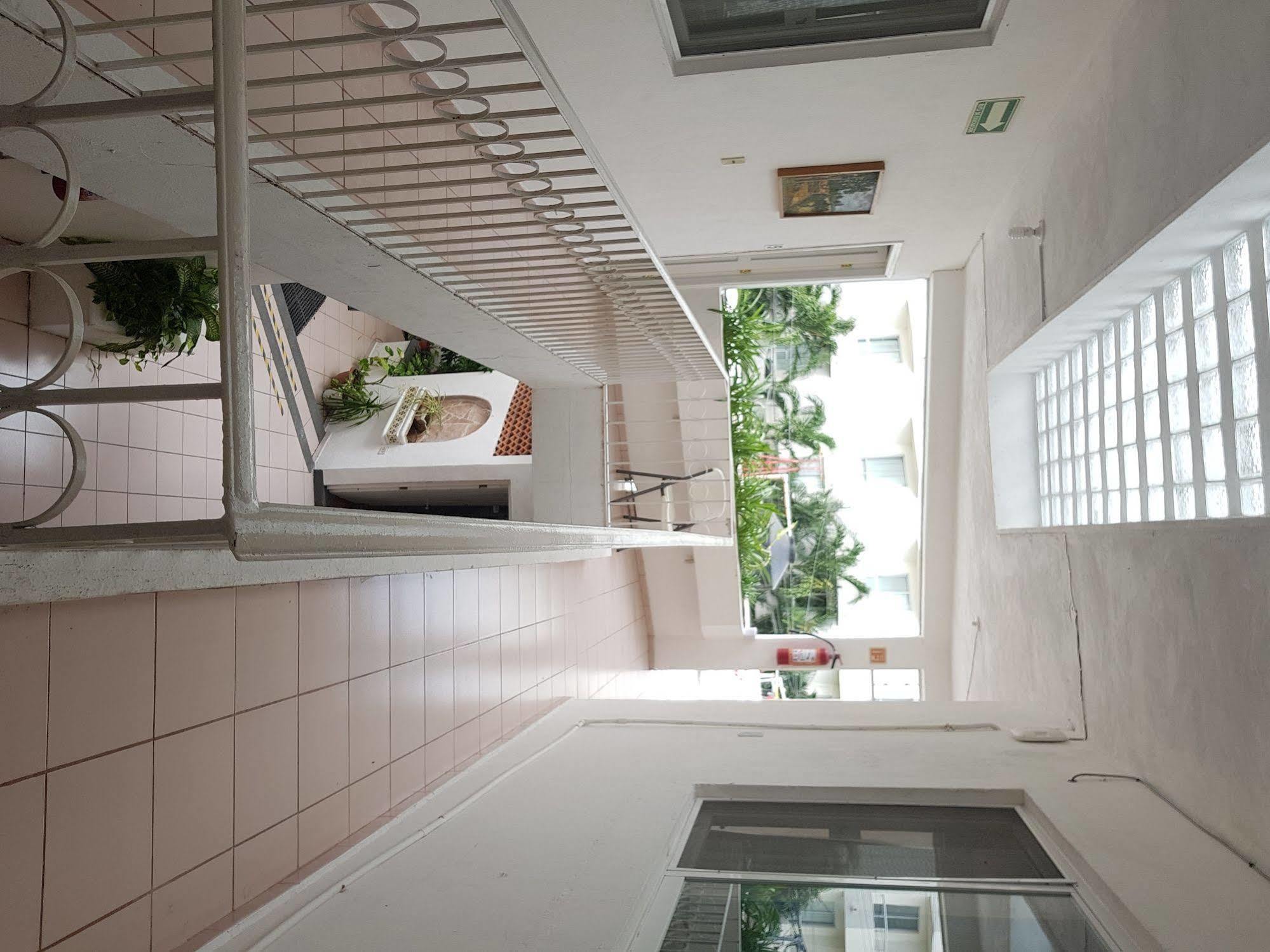 Hotel Suites Le Monde Cancún Kültér fotó