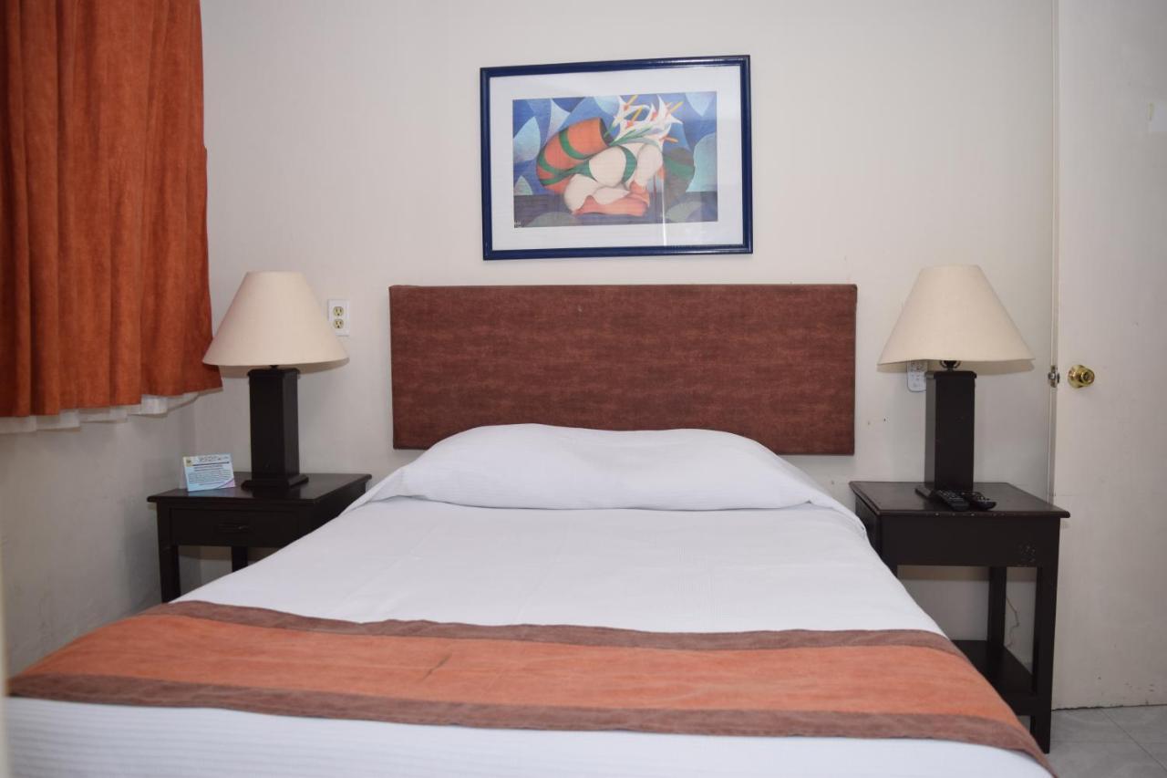 Hotel Suites Le Monde Cancún Kültér fotó