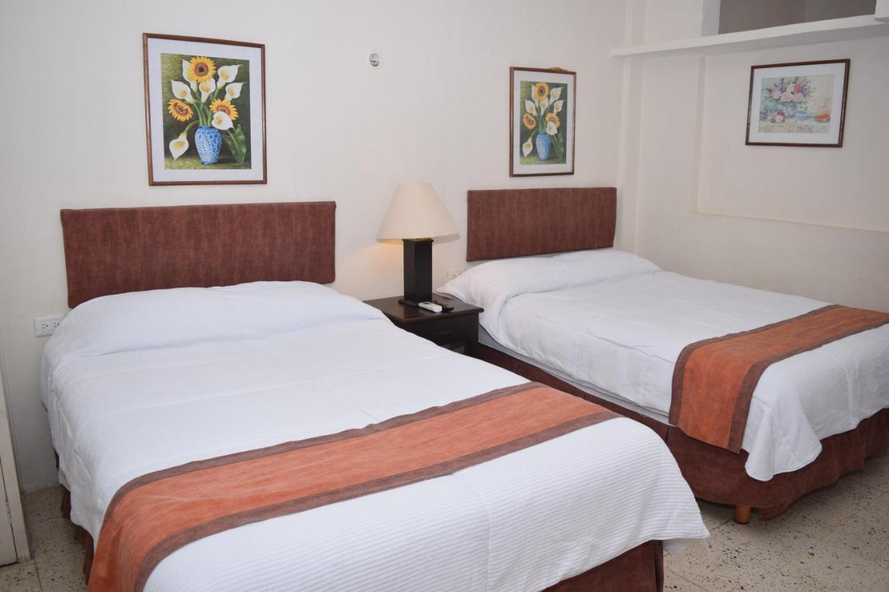 Hotel Suites Le Monde Cancún Kültér fotó